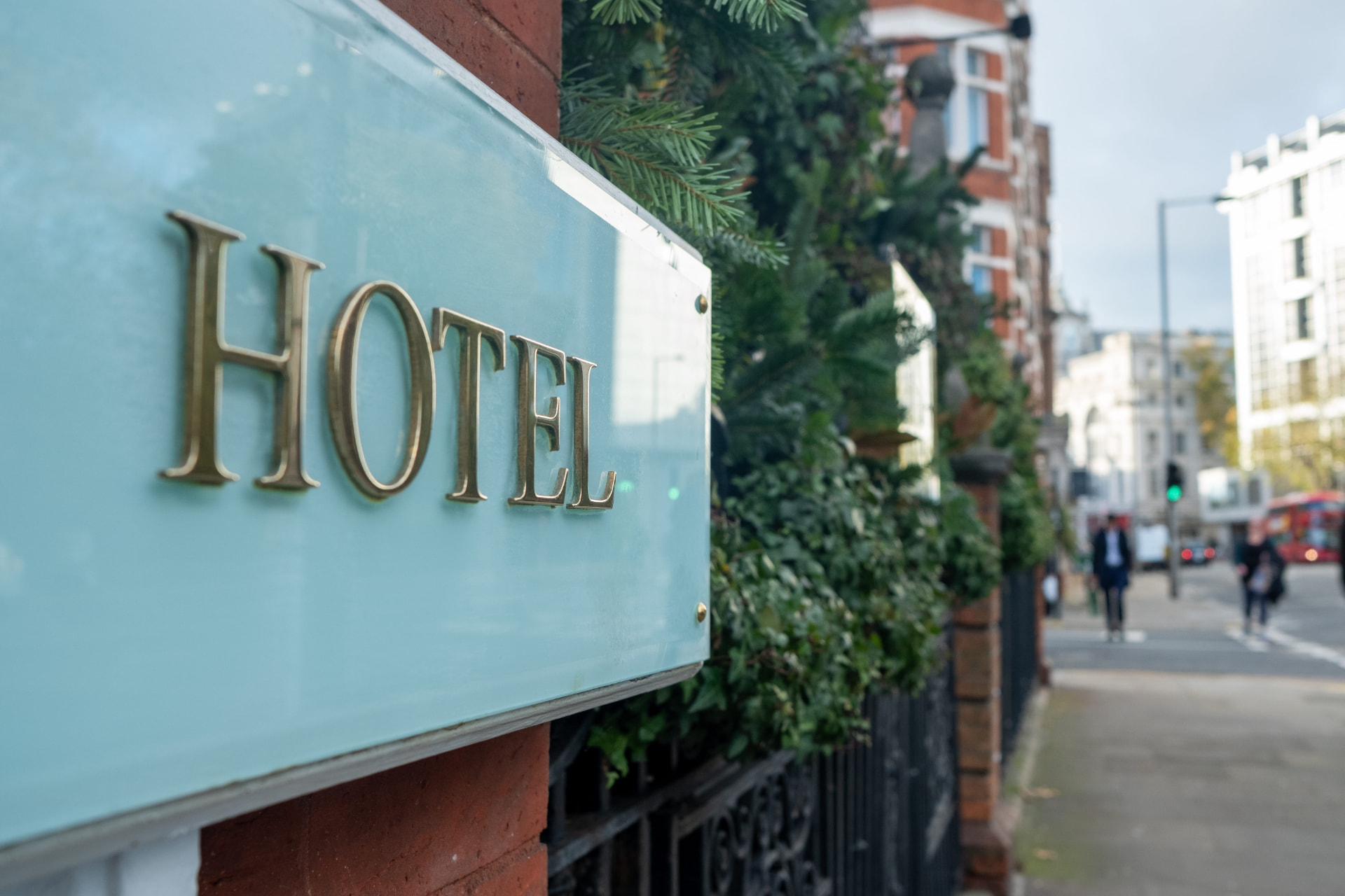What to Look For When Choosing a Hotel Insurance Broker